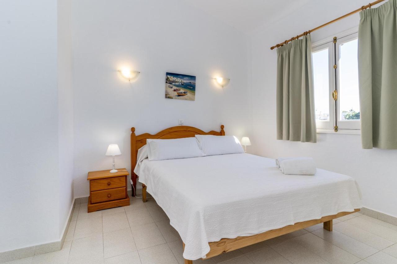 Apartamentos Ses Anneres Cala'N Blanes  Esterno foto