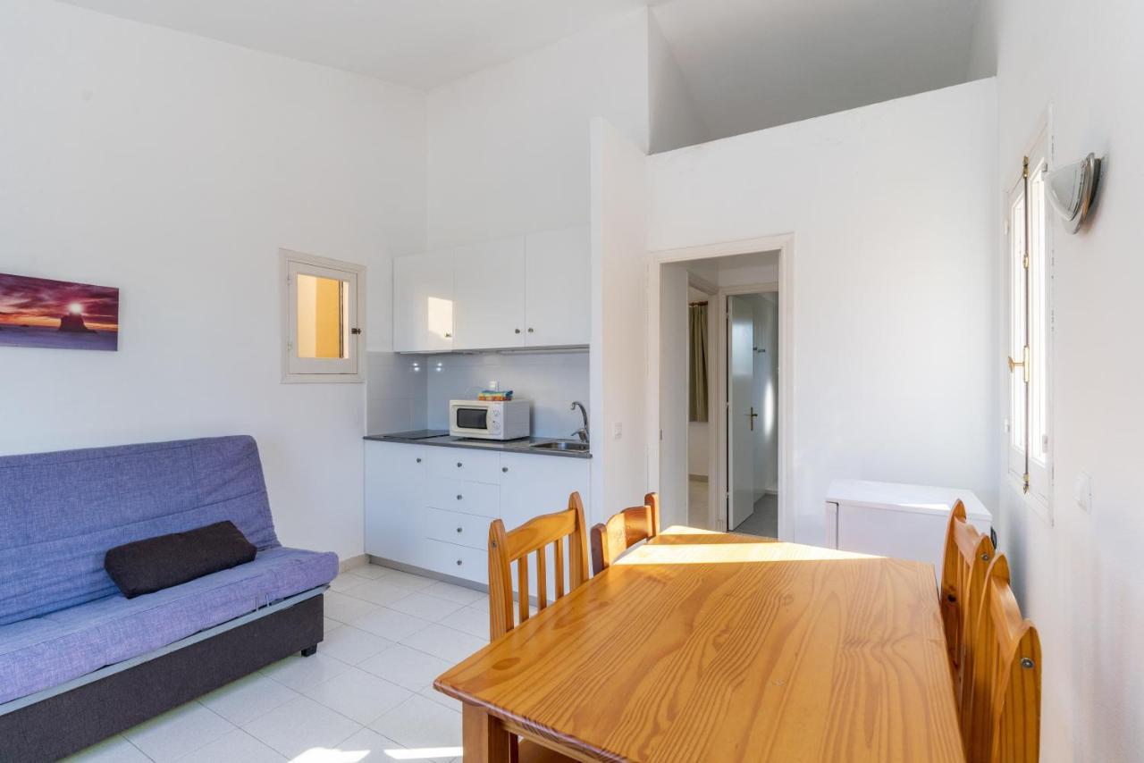 Apartamentos Ses Anneres Cala'N Blanes  Esterno foto