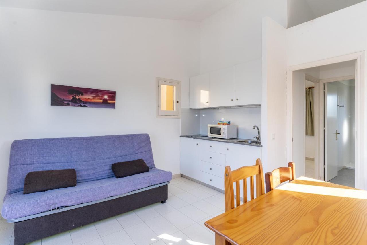 Apartamentos Ses Anneres Cala'N Blanes  Esterno foto